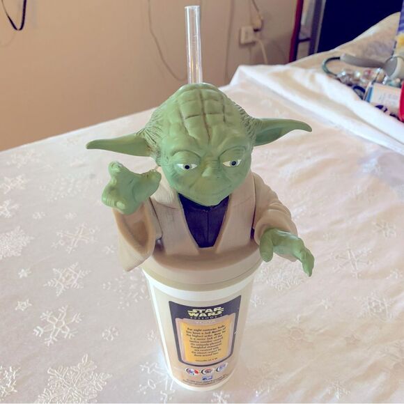 1999 Vintage Star Wars Yoda Travel Cup with Straw Excellent - Picture 1 of 6